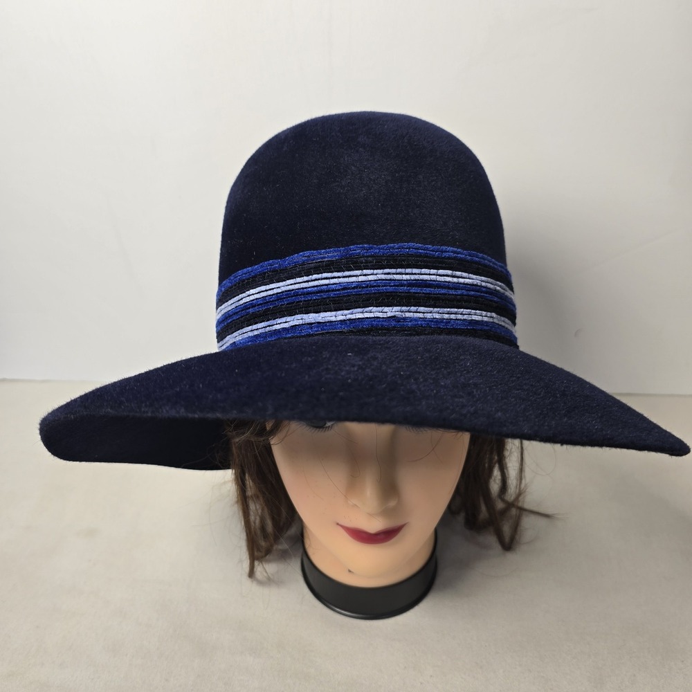 Christine‎ Original Women's Hat Deluxe Velour Merrimac Body Hat